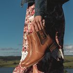Bota-Pegada-Feminina-em-Couro-Camel-282003-02--2-