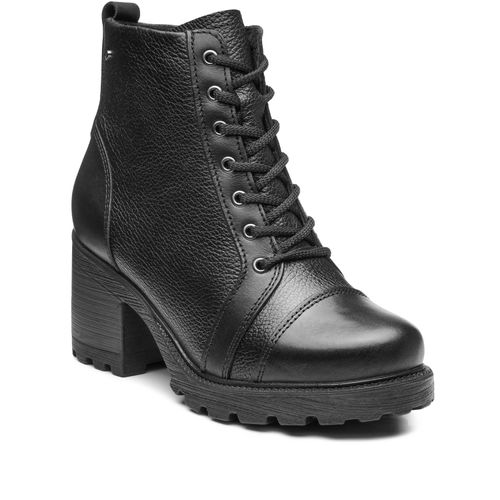 Coturno Pegada Feminino em Couro Preto 281312-04