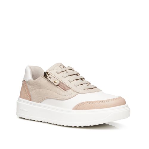 Tênis Pegada Feminino em Couro Off White 211310-05