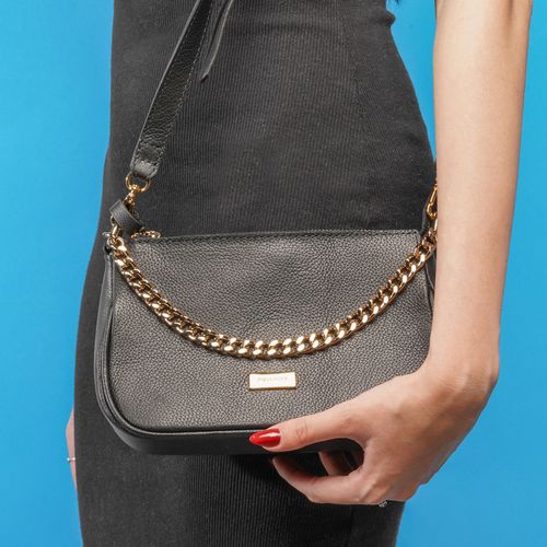 Bolsa Pegada Feminina Tiracolo em Couro Preto BO210009-01