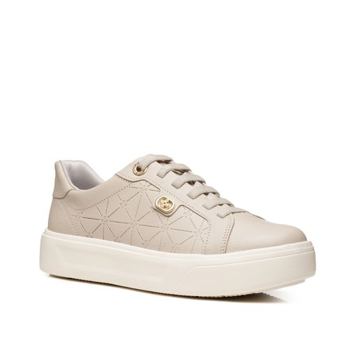 Tênis Pegada Feminino em Couro Off White 211227-02