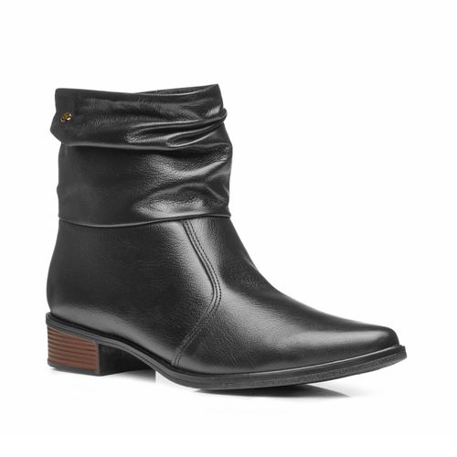 Bota Pegada Feminina em Couro Preto Cano Curto Slouch 282501-03