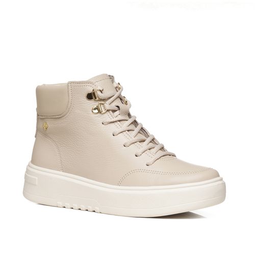 Tênis Pegada Feminino em Couro Off White 213113-01