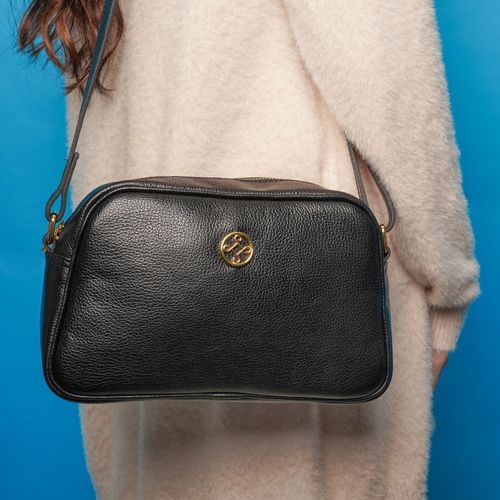 Bolsa Pegada Feminina Tiracolo em Couro Preto BO210016-01