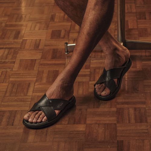Chinelo Pegada Masculino em Couro Pinhão 133160-01