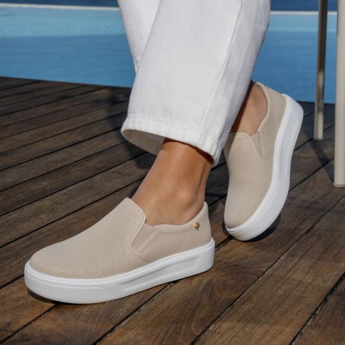 Tênis Pegada Feminino em Couro Off White 211229-04