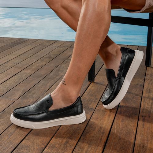 Mocassim Pegada Masculino em Couro Preto 140201-01
